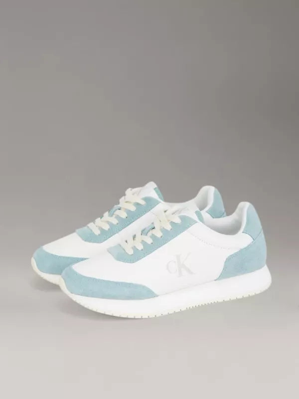 Bright White/Blue Surf/Eggshell Trainers